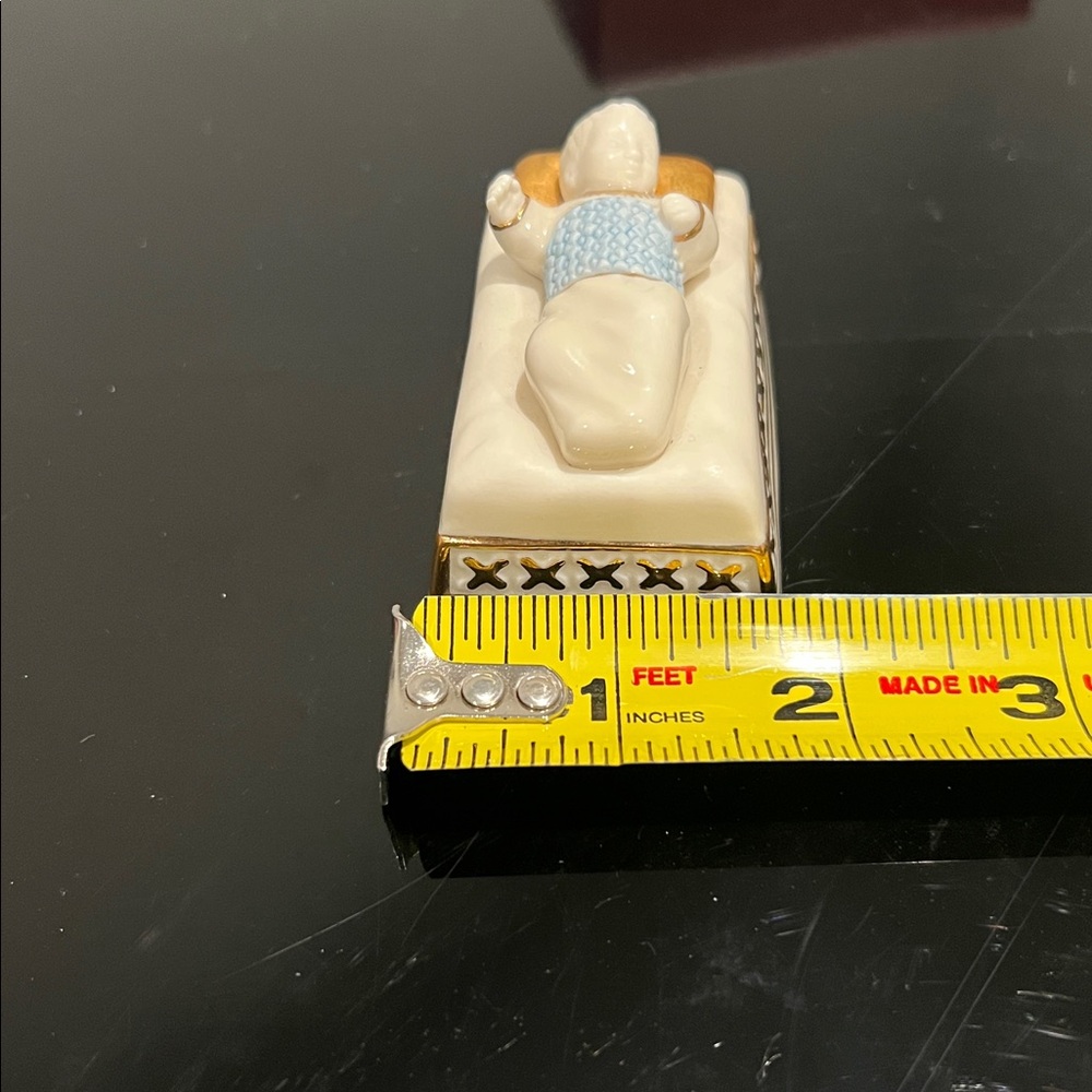 Lenox First Blessing Nativity - Baby Jesus - Picture 10 of 14